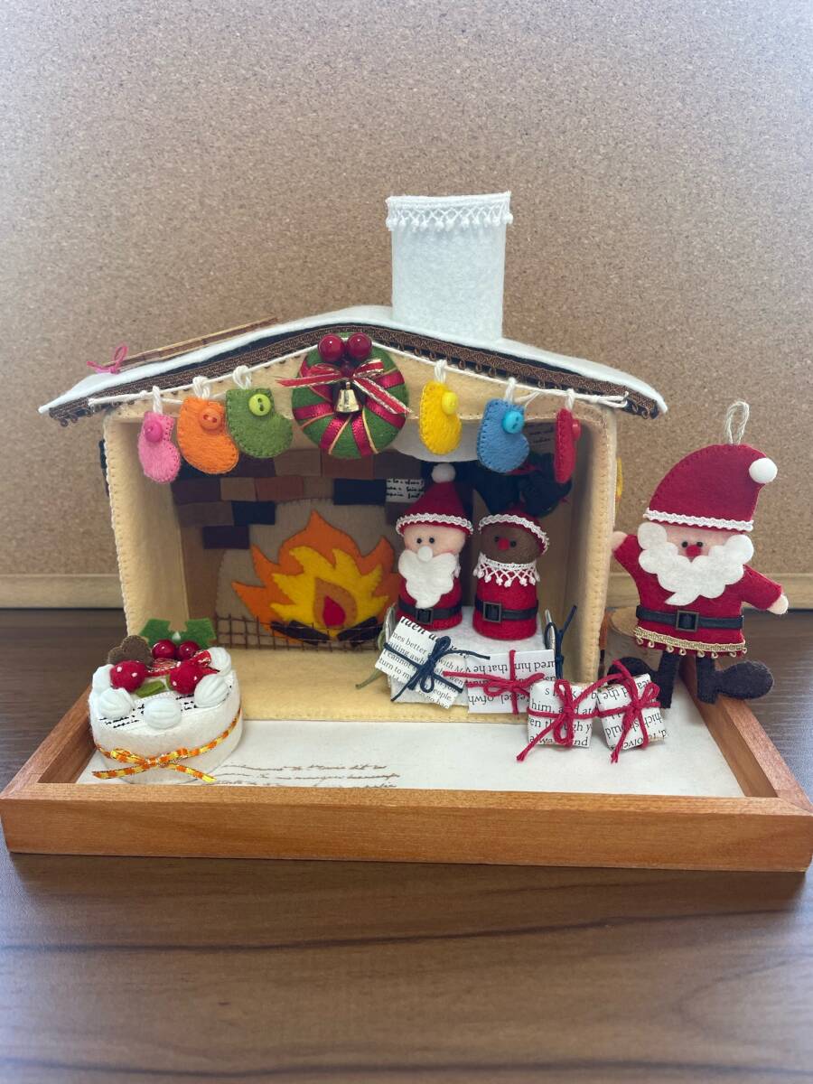 フェルトハンドメイド☆サンタのおうち☆クリスマス☆クリスマスツリー☆えんとつからサンタ☆サンタとトナカイ☆クリスマスケーキ_9