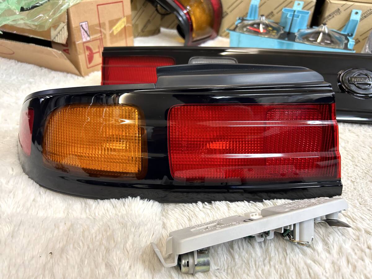デッドストック2 日産の純正品 シルビア S14 後期 テールランプ(テール 