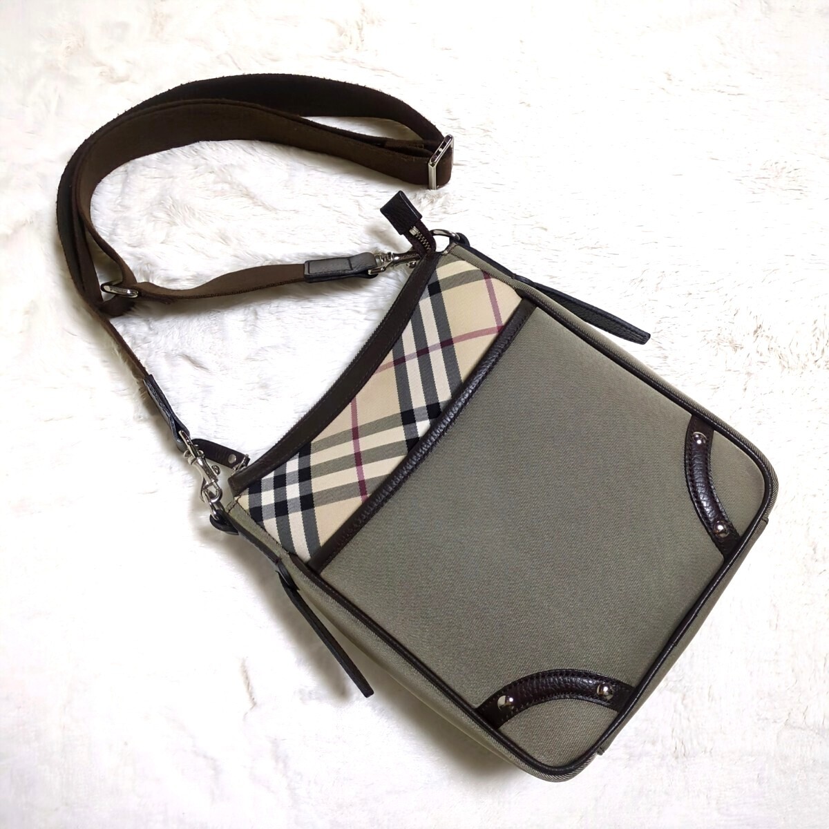 美品】BURBERRY バーバリー ショルダーバッグ ノバチェック 肩掛け