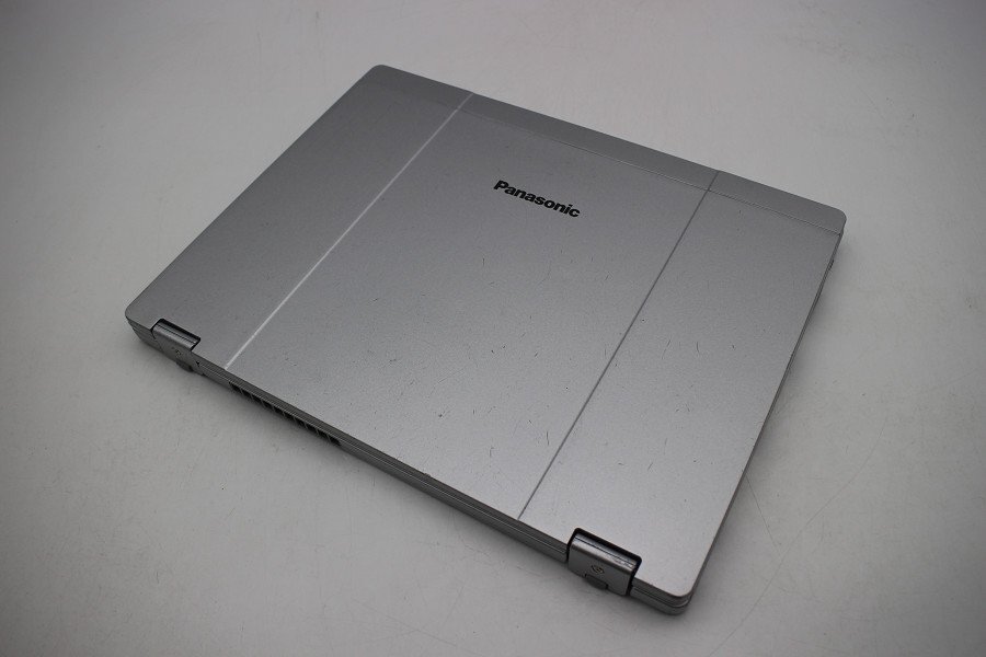 Panasonic CF-QV9RDAVS Core i5 10310U 1.7GHz/8GB/256GB(SSD)/12.0W