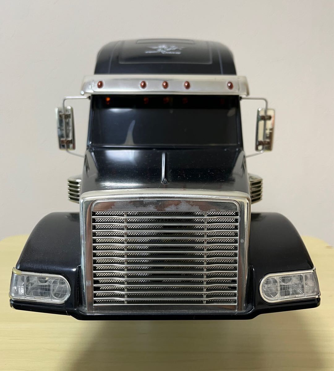 タミヤ 1/14 トレーラーヘッド ナイトハウラー外装品 シャーシ +未使用