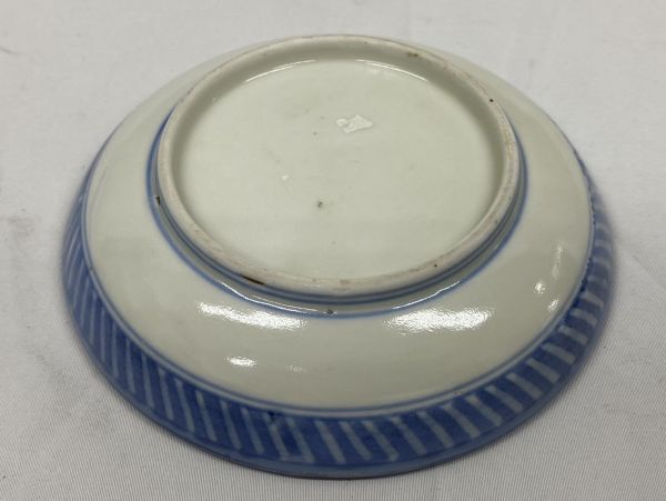 S6406 有田焼風 伊万里焼風 皿 小皿 豆皿 アンティーク 時代物 魚 染付