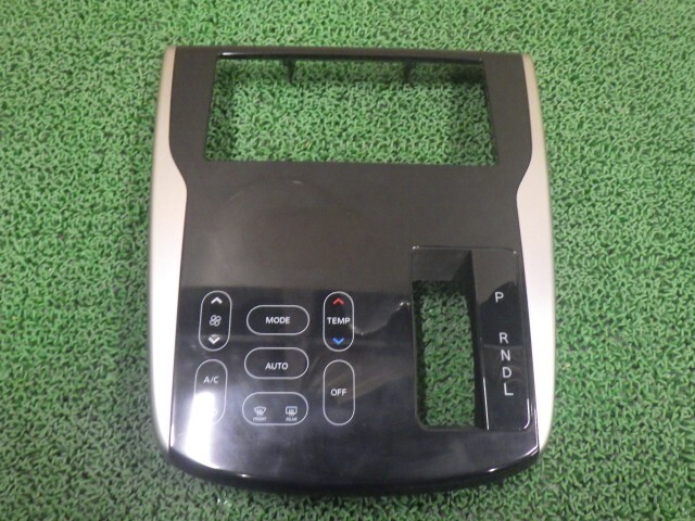 デイズ DBA-B21W A/Cスイッチパネル ハイウェイスター X 3B20 CVT V09