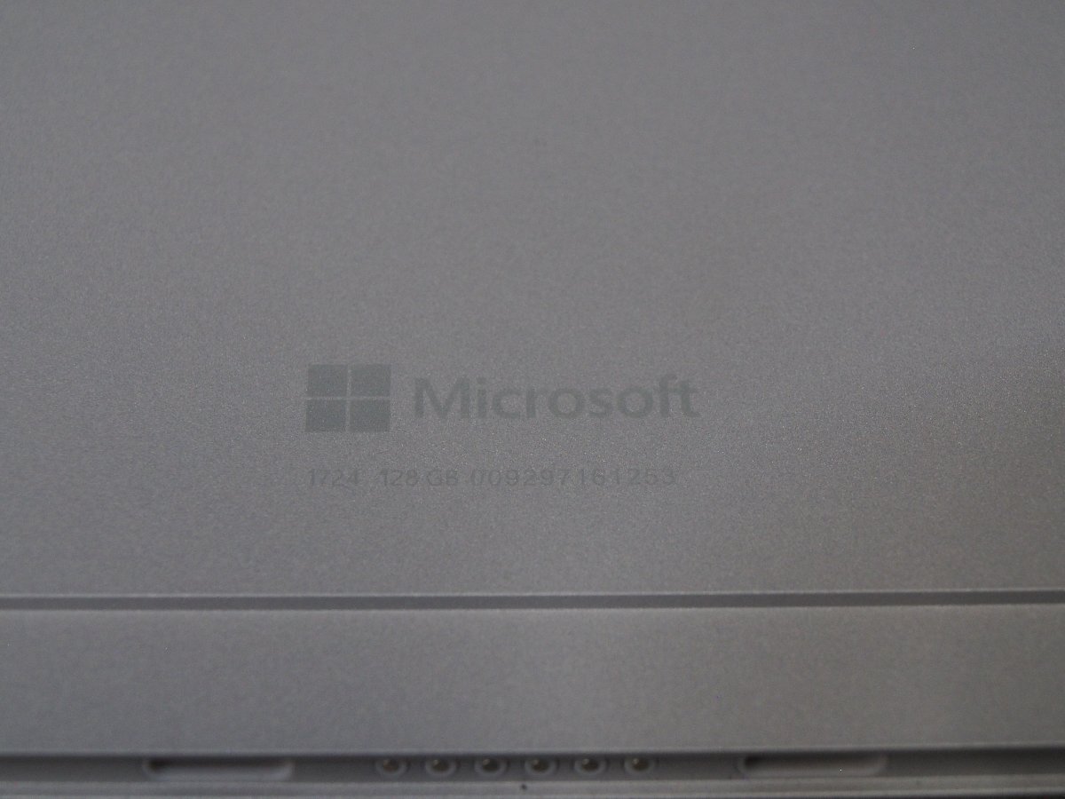 Microsoft Surface Pro4 1724 128GB m3-6Y30 0.90GHz 4GB OS無し