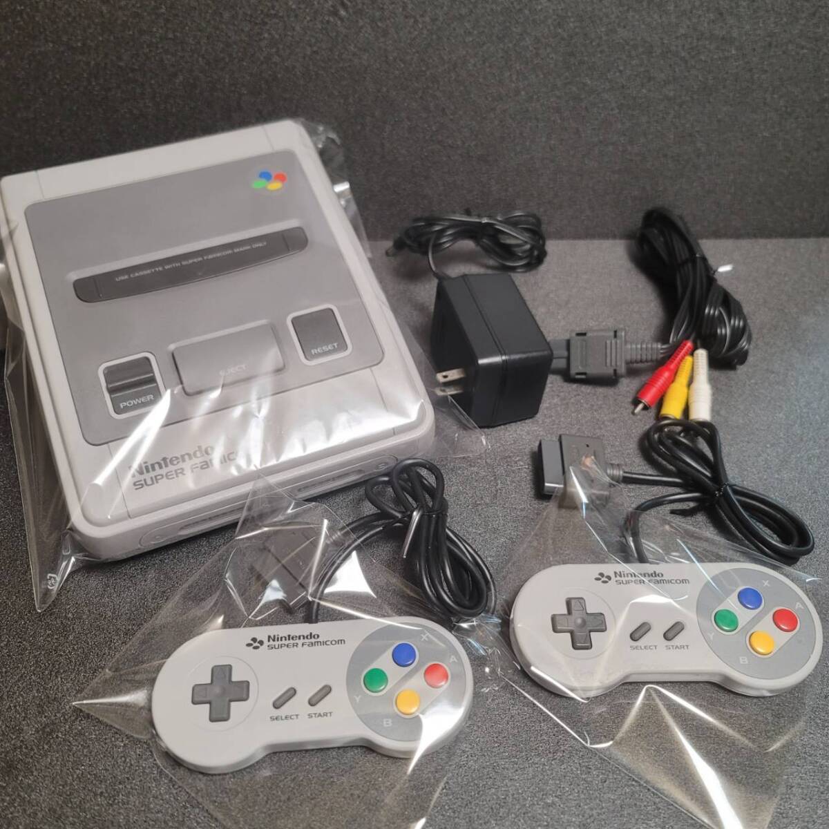 【美品】スーパーファミコン　本体純正一式　動作確認　クリーニング済み　SFC　SHVC-001_1