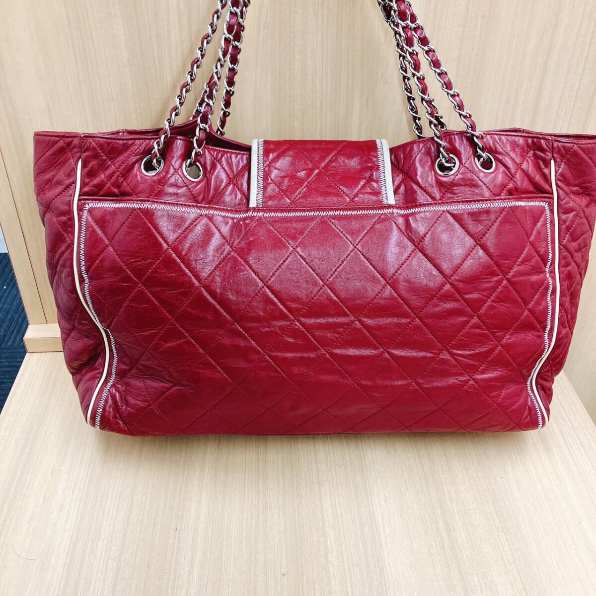 売り切り】CHANEL シャネル キルティング 肩掛け 2.55 マトラッセ W 