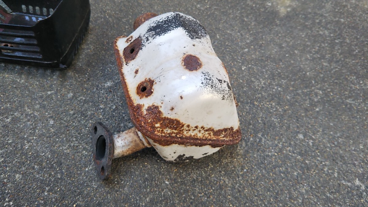 除雪機ホンダ HS660 マフラー_5