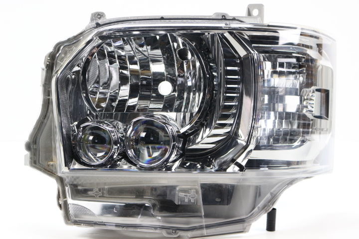 ★★送料無料 即日発送★★200系 4型 5型 6型 7型 ハイエース 純正 LED ヘッドライト 左 ダークプライム 26-137 TRH200 TRH221 4型 5型 200系ハイエース LEDデイライト付き 標準ボディ用 0