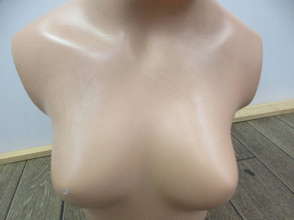 K253【1-26】□ 昭和レトロ 上半身 マネキン 女性用 高さ約58cm 腕・スタンドなし / 店舗什器 人形 アンティーク ビンテージ_6