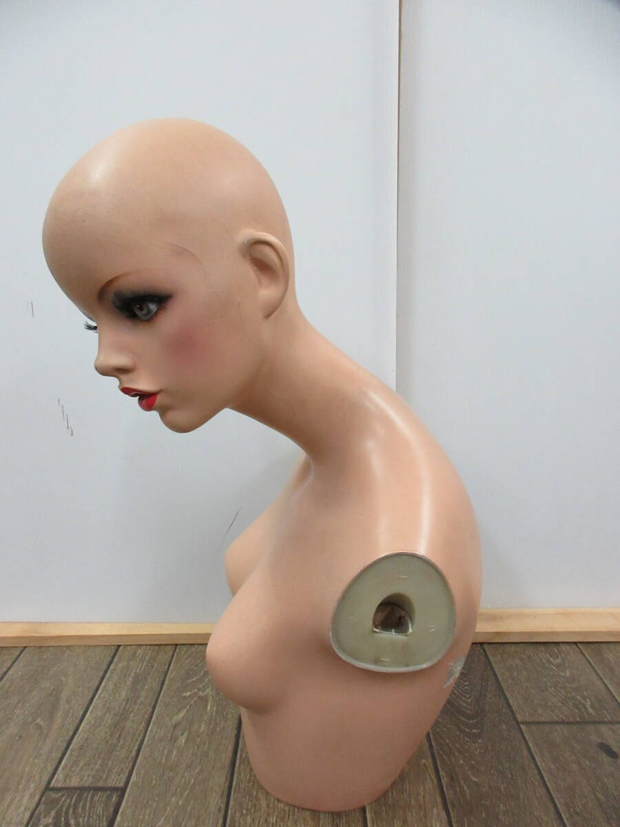 K253【1-26】□ 昭和レトロ 上半身 マネキン 女性用 高さ約58cm 腕・スタンドなし / 店舗什器 人形 アンティーク ビンテージ_8