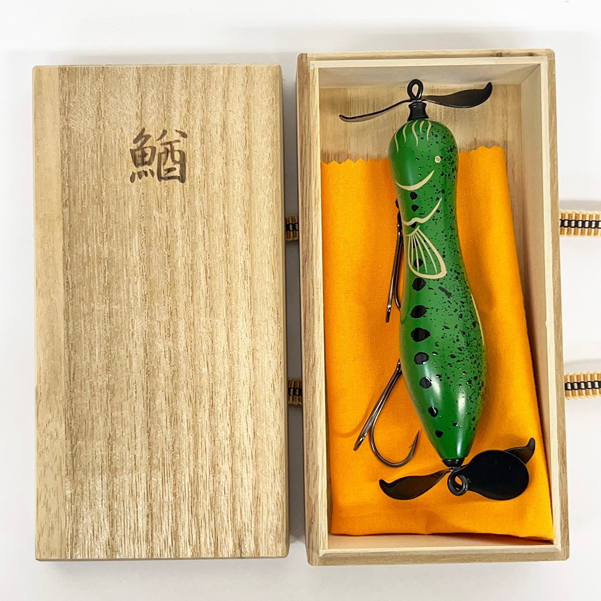 未使用品 田村釣具 鰌 シマドジョウ しまどじょう ルアー [R14971
