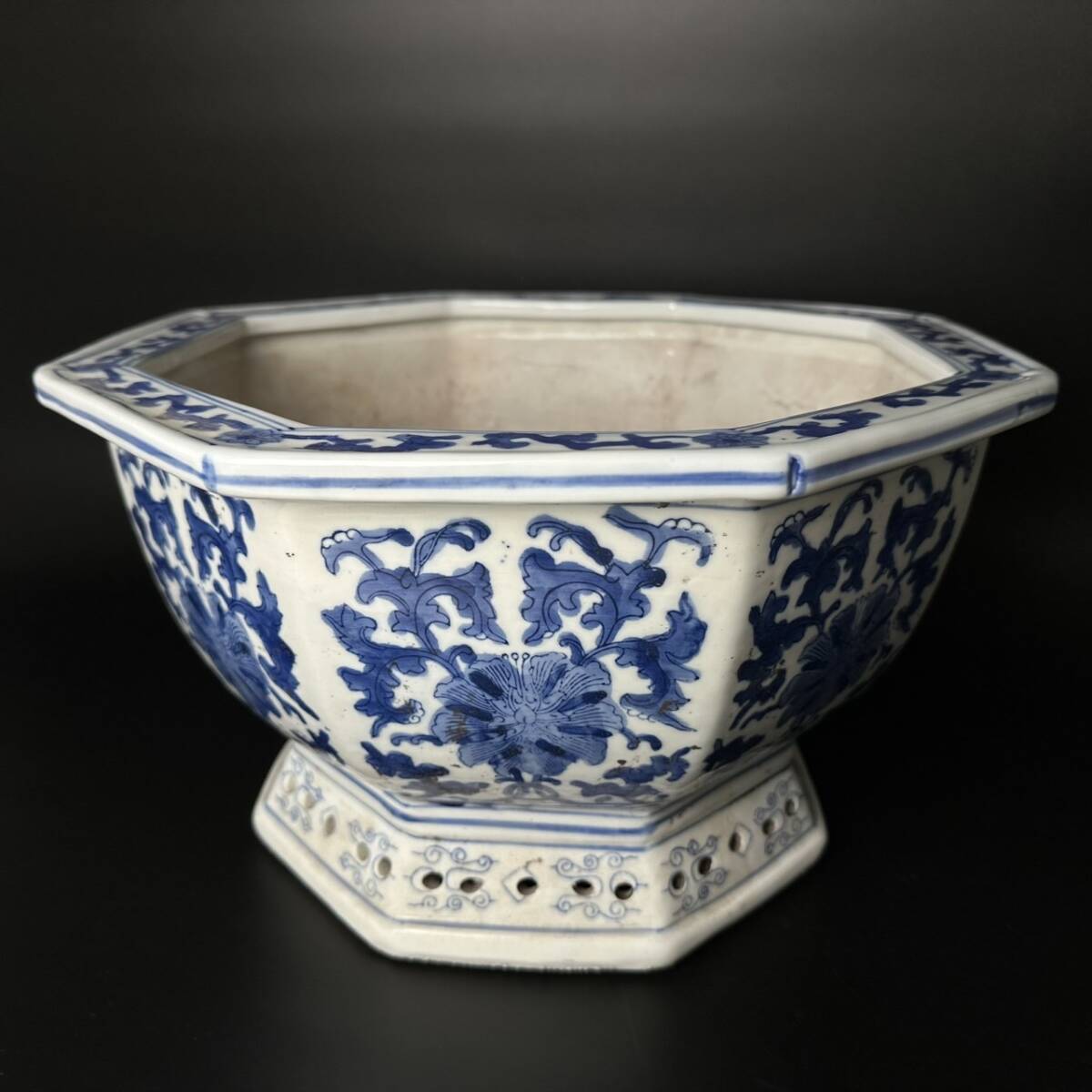 中国　盆栽鉢　八角形染付　漢詩 コレクター買取品 中国美術 八角花鉢 染付 盆栽鉢 蘭鉢 植木鉢 陶器