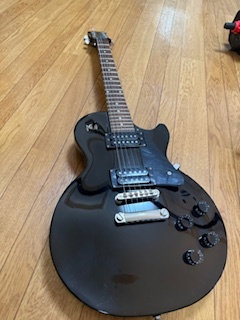 【人気SALE，本物保証】 Epiphone Les Paul 黒 エピフォン レスポール(エピフォン)｜売買されたオークション情報、yahooの商品情報をアーカイブ公開 - オークファン 本体