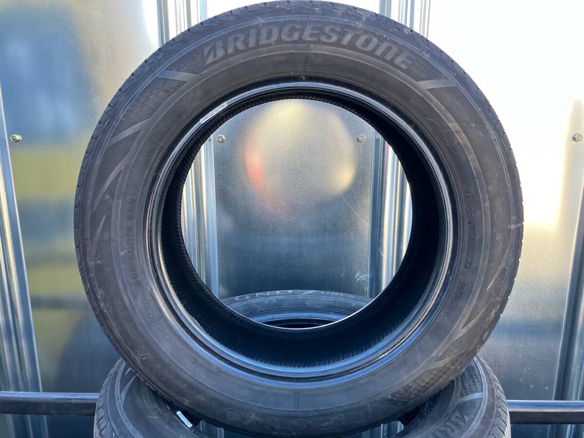 レグノGRVII 205/60R16 ノア ヴォクシー プリウスα サイ アコード HRV ジェイド ステップワゴン ジューク アテンザ ビアンテ プレマシー_2