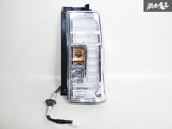 ★破損無し/LED点灯OK★ ダイハツ 純正 LA600S LA610S タント カスタム 前期 LED テールライト テールランプ 右 右側 運転席 20516 LA600S LA610S タント ★LED点灯OK 助手席 ASSY