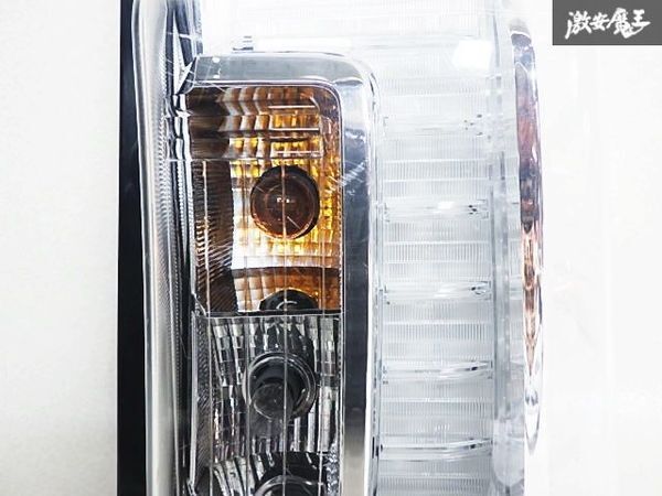 ★破損無し/LED点灯OK★ ダイハツ 純正 LA600S LA610S タント カスタム 前期 LED テールライト テールランプ 右 右側 運転席 20516 LA600S LA610S タント ★LED点灯OK 助手席 ASSY