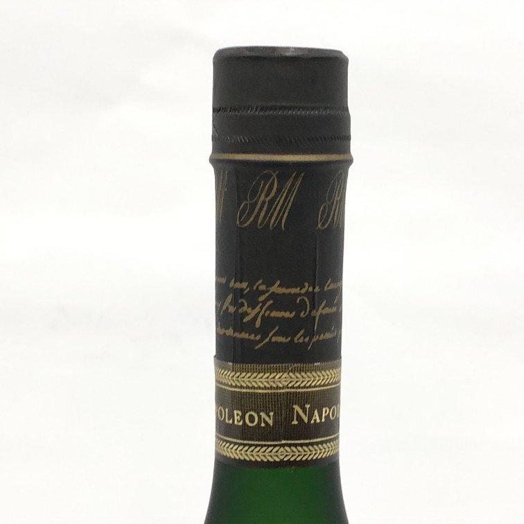 E-壁 古酒 未開栓 レミーマルタン ナポレオン コニャック 外箱付 700ml E-壁 古酒 未開栓 レミーマルタン ナポレオン コニャック 外箱付 700ml
