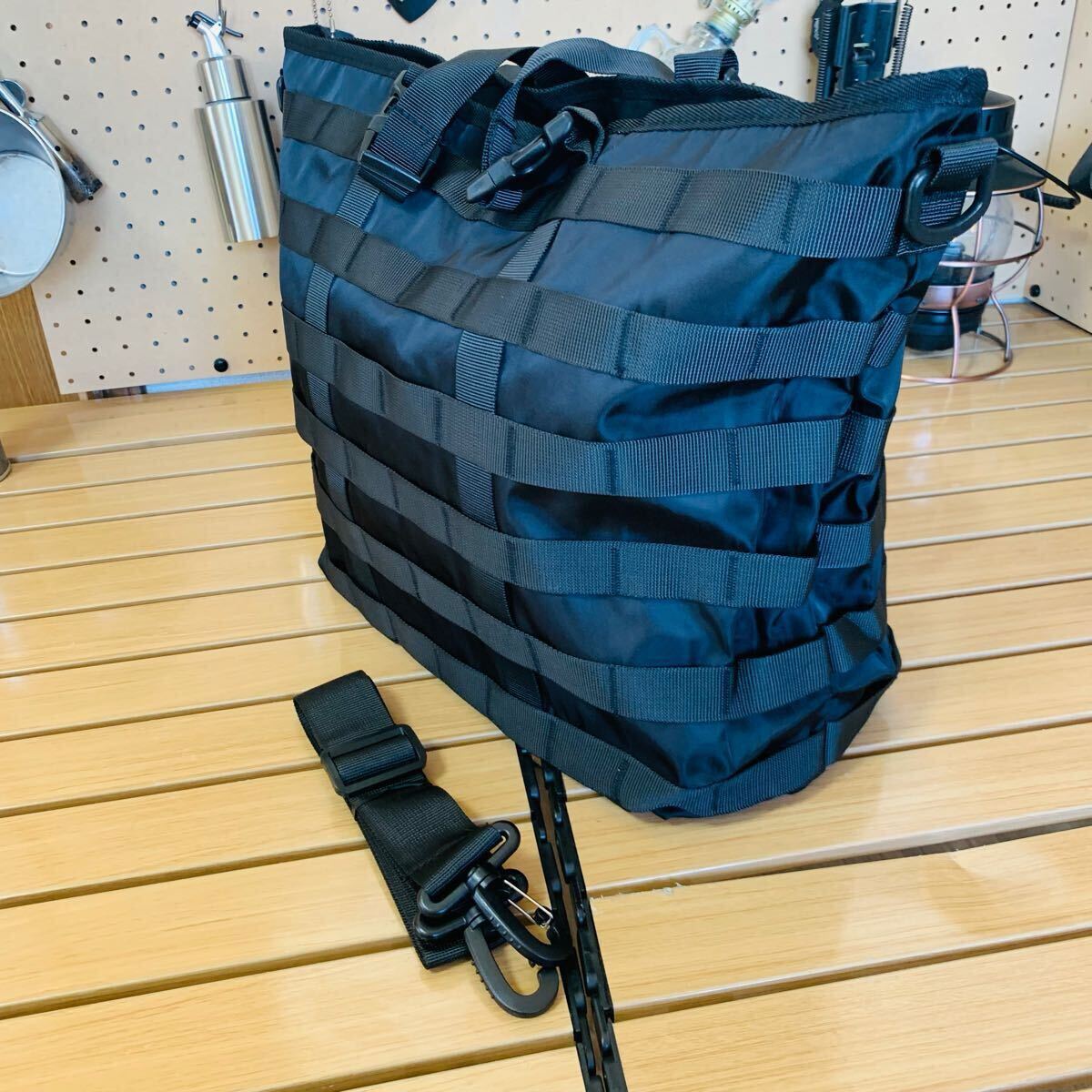 アウトドア用 超高品質 バックパック リュックサックミリタリー 多機能防水 サバゲー 装備 キャンプ 野外登山 34cmx18cmx35cm_3