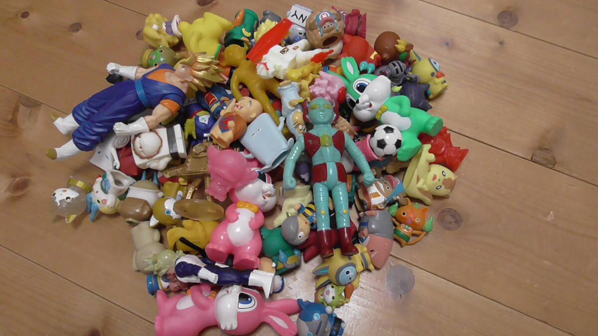 当時物　ソフビ・指人形たくさんセット！ポピー・ビクトラー・ガンダム・無版権パチモン・妖怪ウォッチ・昭和レトロ・駄玩具・希少品_1