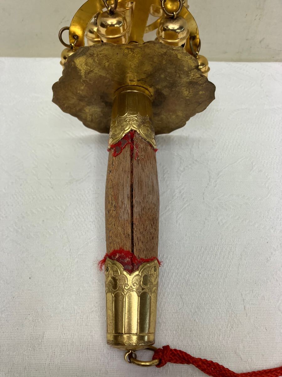 神楽鈴 巫女鈴 金色 約300g 全長約28cm 福鈴 神事道具 仏教 仏具 神楽
