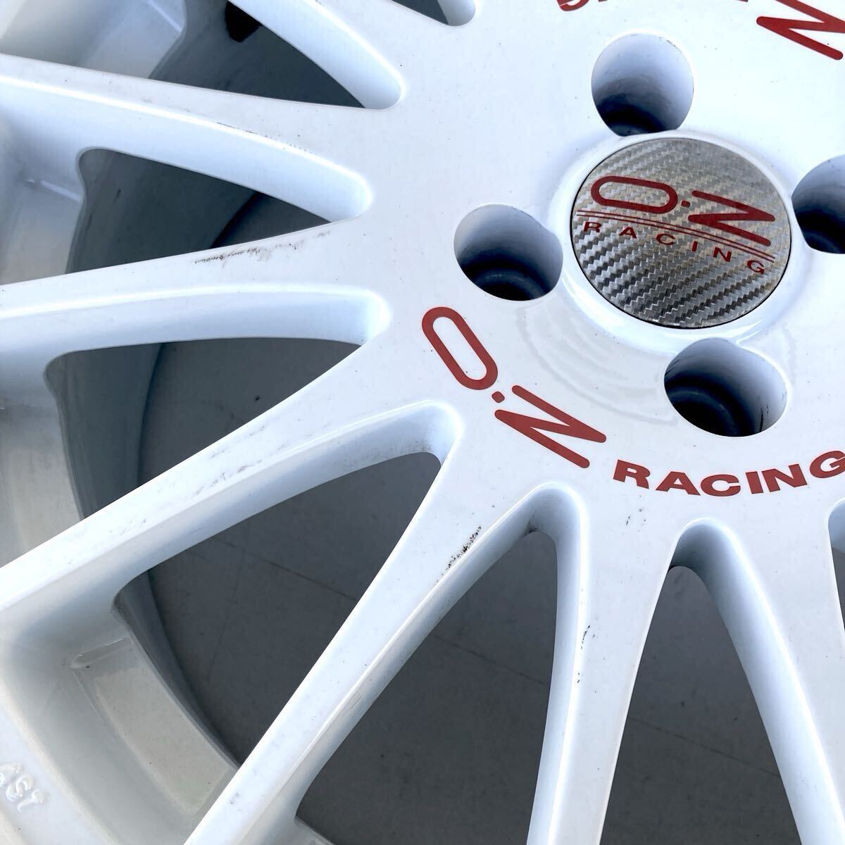★1円 〜【美品】O.Z RACING 17インチ ホイール タイヤ 4穴 レーシング ホイール ホワイト 売り切り！直接引き取り可能！_3