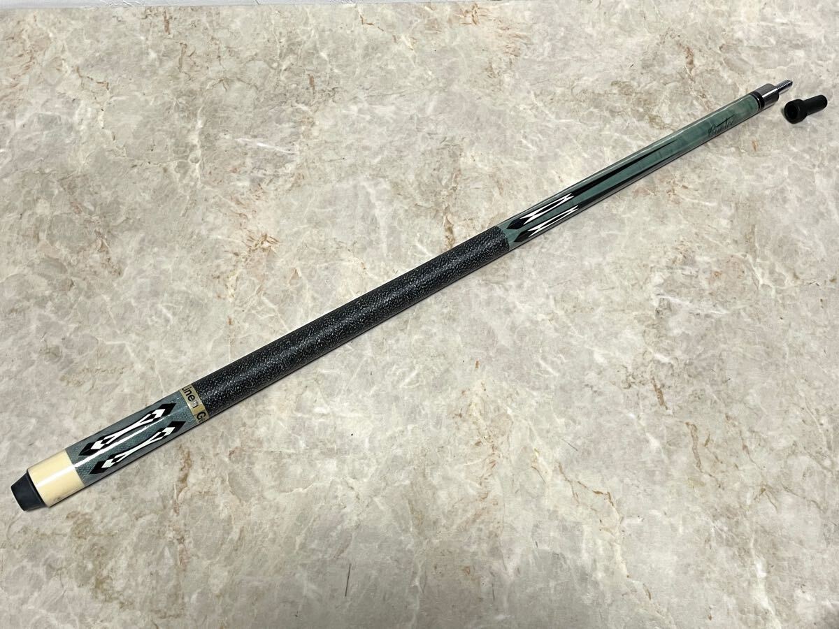 Cuetec WARP RESISTANT / Earl Strickland モデル ビリヤードキュー