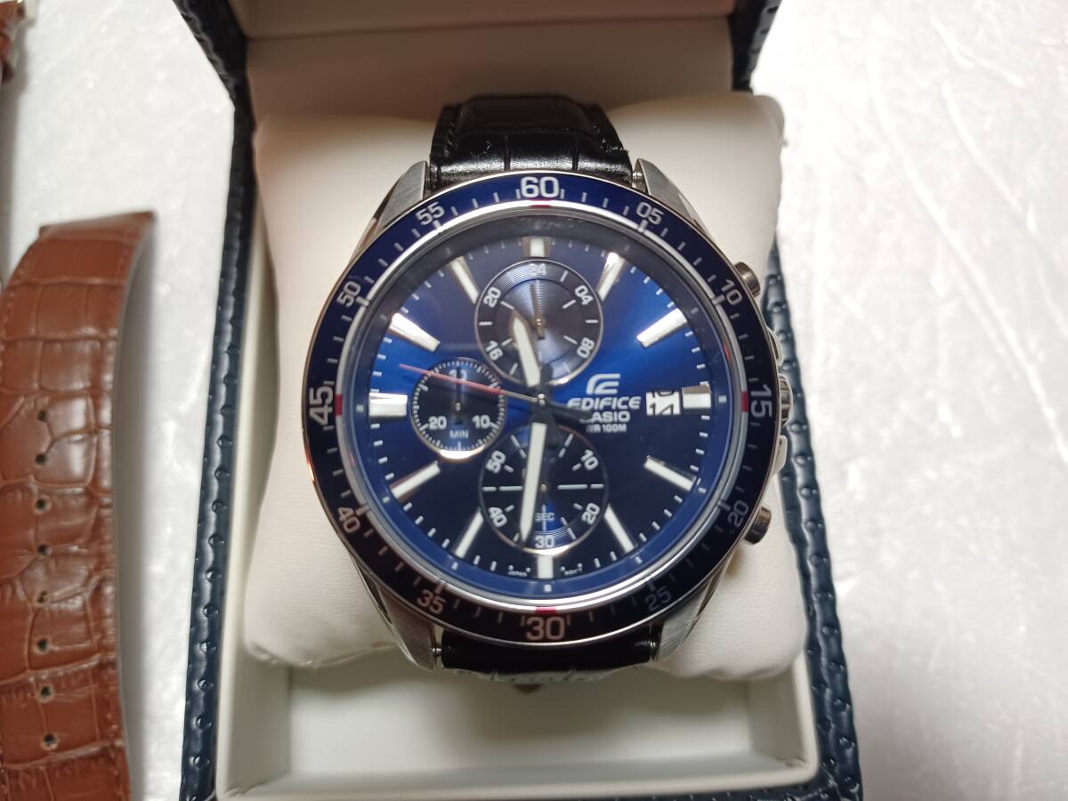 ちょっと値下～★CASIO　エデフィス海外モデル(エレガントなブルー文字盤)EFR-546クロノグラフ新品未使用　替えベルト付　即決有りです！★_2