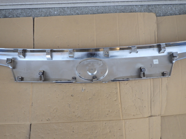 30系●後期●アルファード●バックパネルガーニッシュ●リアゲートガーニッシュ●リアガーニッシュ●純正●76801‐58220●中古品●ALPHARD_8