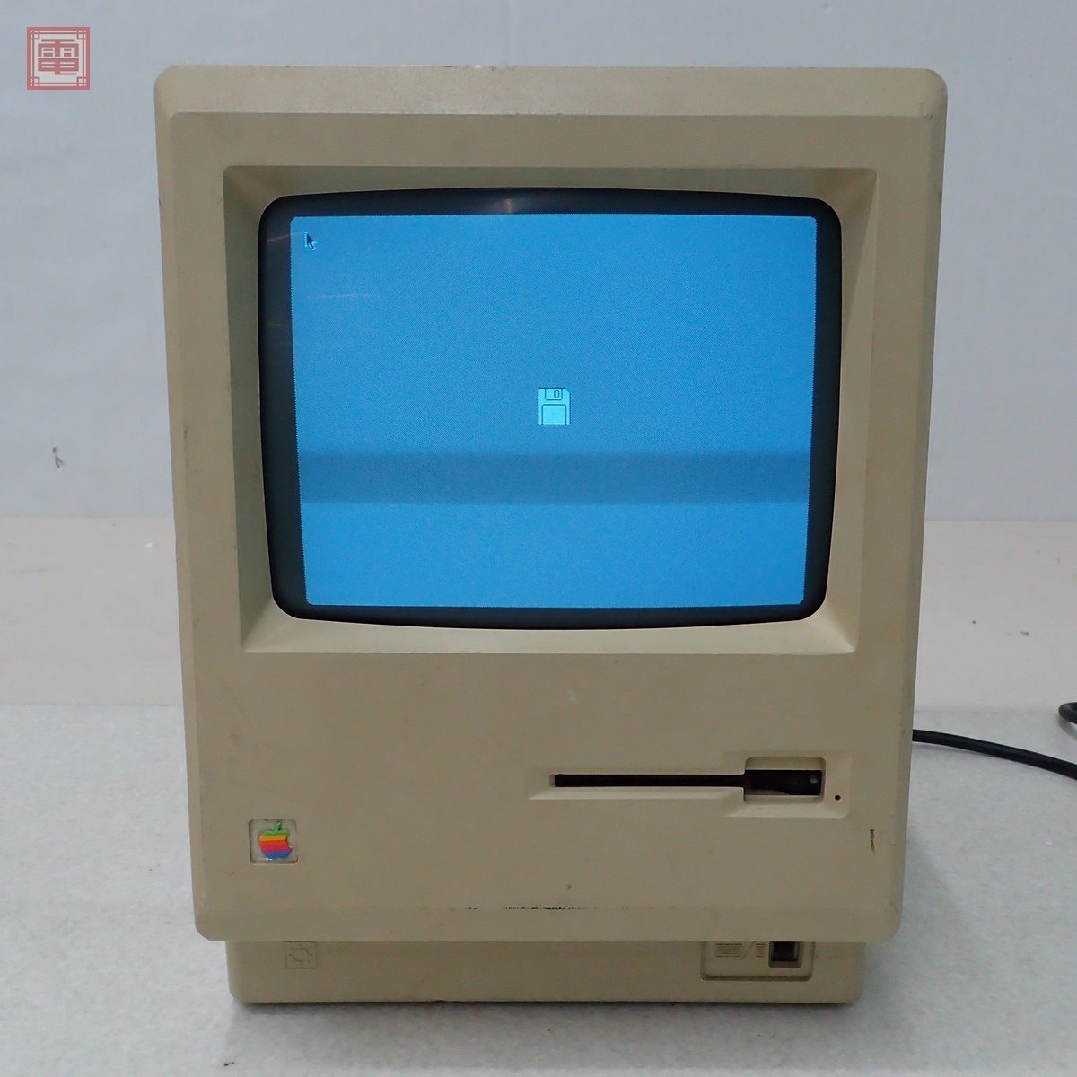 Apple Macintosh Classic 本体通電せずJUNK Apple Macintosh Classic 本体通電せずJUNK Apple Macintosh Classic
