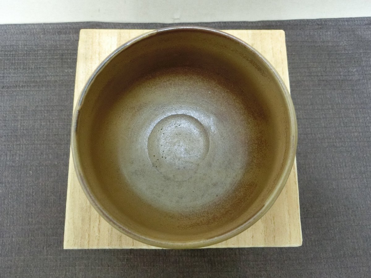 希少！お勧め！【茶碗　三浦「常山」　佐渡　無名異焼　ソバ釉　抹茶茶碗 】◆茶道具　茶器　黄交趾　急須　茶入　茶釜湯飲み※円安！買得_5