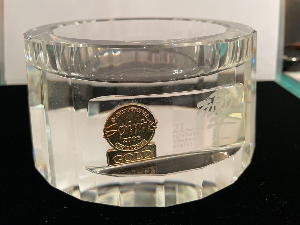 ［希少］サントリー響 21年 クリスタルガラス・ディスプレイ・台座/ボトルスタンド［非売品］※台座のみ_1