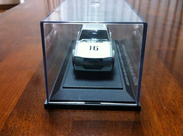 NISSAN　SKYLINE　GTR　ミニカー_2