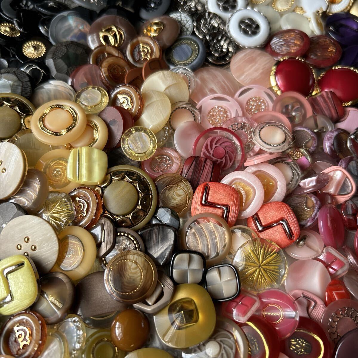 限定 No7 ボタン ほぼペア 大量レトロボタン 手芸ハンドメイドアクセサリー作りなどに かわいい_8