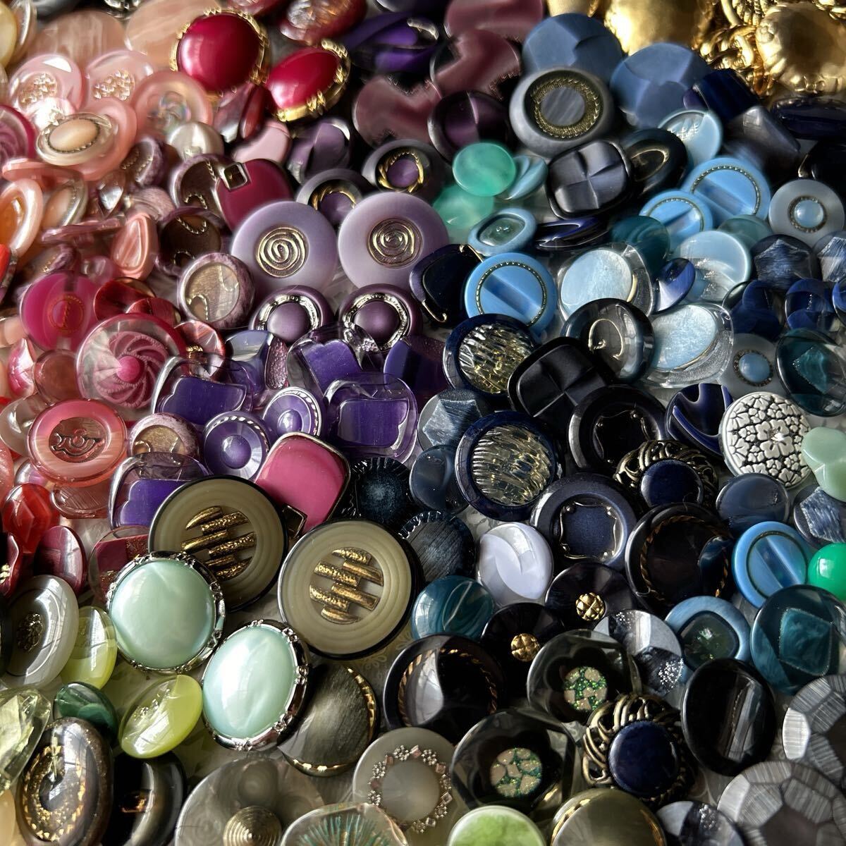 限定 No7 ボタン ほぼペア 大量レトロボタン 手芸ハンドメイドアクセサリー作りなどに かわいい_9