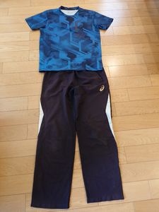 送料込み　アシックス　Tシャツ　ジャージ　パンツ　上下セット　Lサイズ 半袖