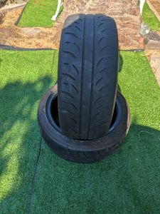 DUNLOP Direzza Z3 215/45/R17 2018年製 ハイグリップタイヤ タイヤ 17インチ Z3 バリ溝