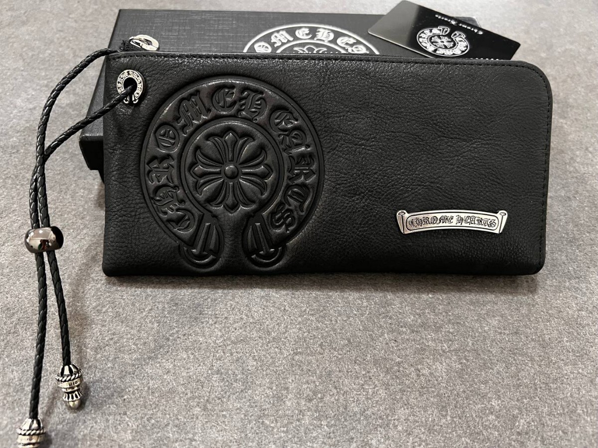 クロムハーツ　ロングウォレット財布　美品 クロムハーツ 長財布 ラウンドファスナー ストラップ付き ロング