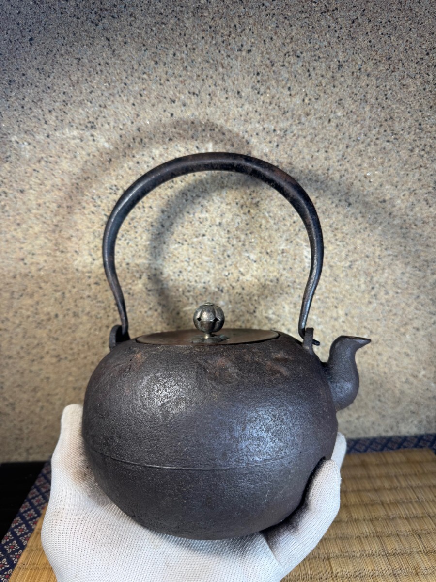 斑紫銅蓋 秋草地紋 鉄瓶(K-LC473) 紫銅の値段と価格推移は？｜208件の売買データから紫銅の