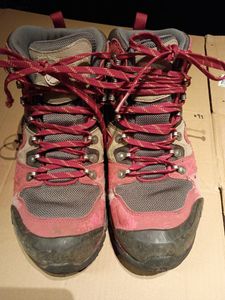 CARAVAN トレッキングシューズ 防水　24.5cm ピンク　 アウトドア 登山靴