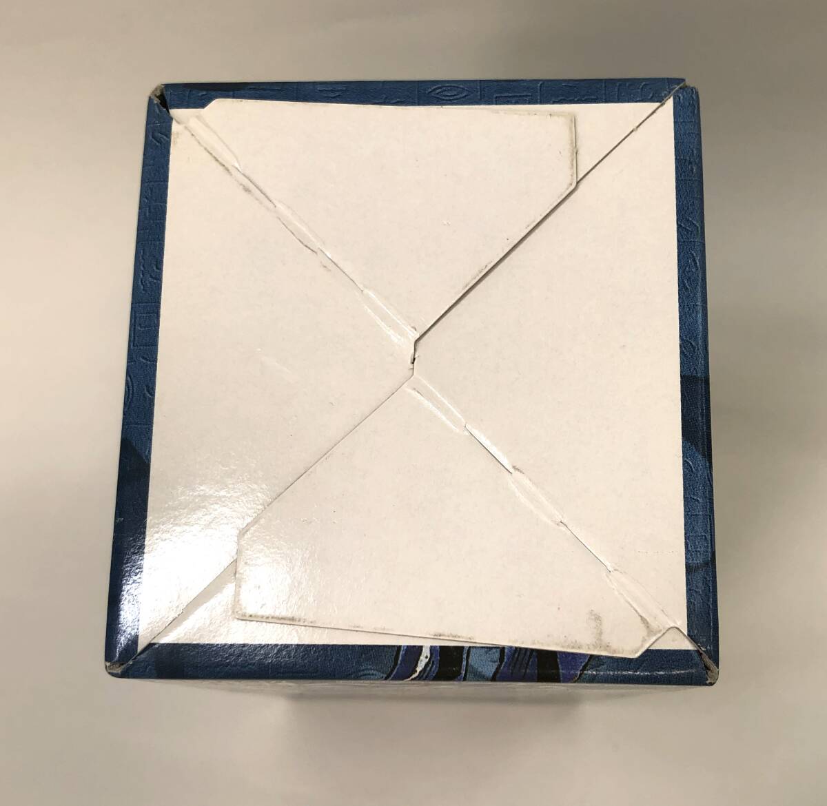 遊戯王 空箱 青眼の白龍伝説 1箱・開封済み カードなし 青眼の白龍伝説
