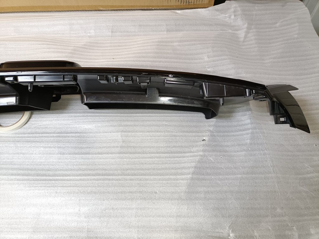 ヴェゼル 純正オプション フロントグリル ベルリナブラック 08F21-3M0