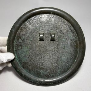 銅鏡の値段と価格推移は？｜228件の売買データから銅鏡の価値がわかる