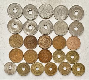 Y008 昭和32年5円玉・昭和33年10円玉・昭和35年50円硬貨玉 他年号色々