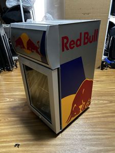 REDBULL 冷蔵庫の値段と価格推移は？｜6件の売買データからREDBULL