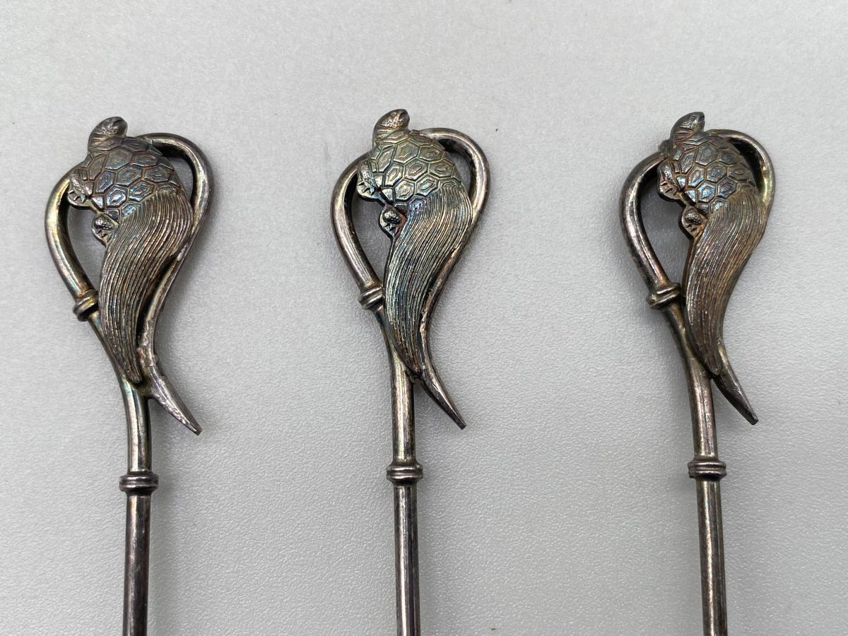 和光　SILVER950刻印　松　牡丹　菊　鶴　亀　モチーフ　銀細工　スプーン 時代物 銀スプーン「鶴と亀」 六客 全長11.6cm 総重52g S 刻印 銀匙