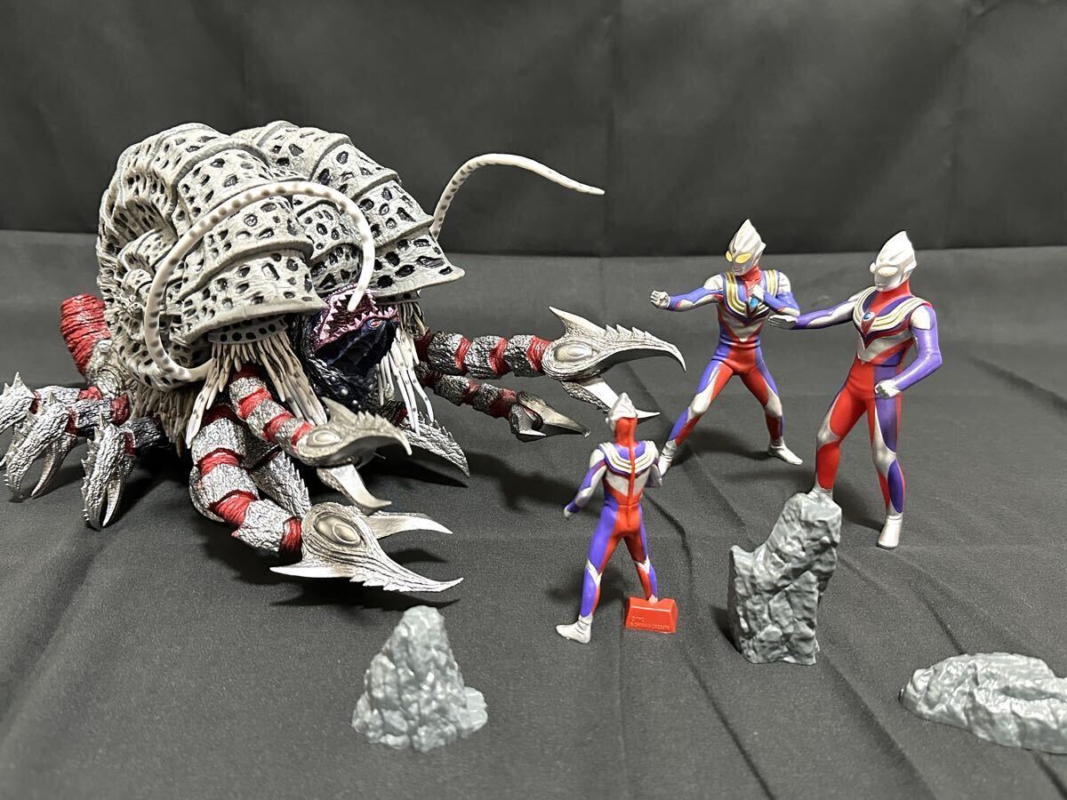d*9様 一番くじ ウルトラマン 怪獣超大全 A賞 ガタノゾーア フィギュア + 1番くじ ウルトラマン 怪獣超大全 A賞 ガタノゾーア ウルトラマン