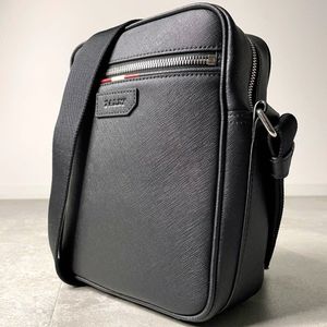 bally 現行のYahoo!オークション(旧ヤフオク!)の相場・価格を見る