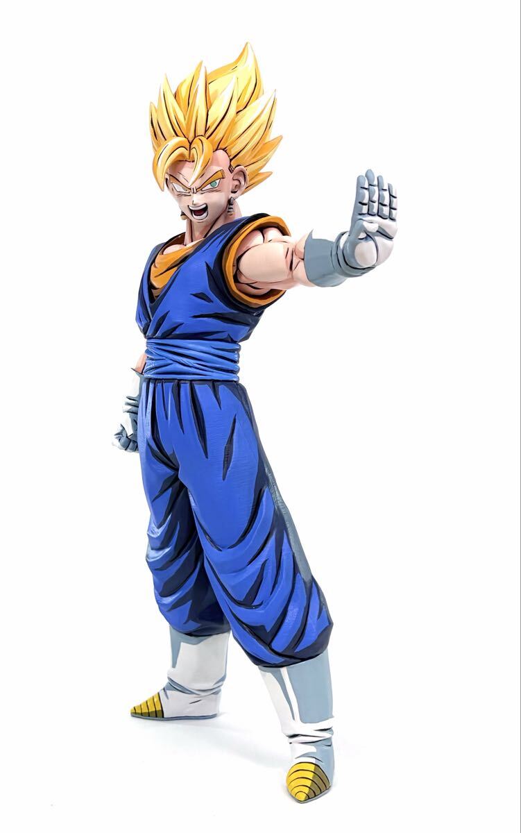 ドラゴンボール grandista 超サイヤ人 ベジット フィギュア