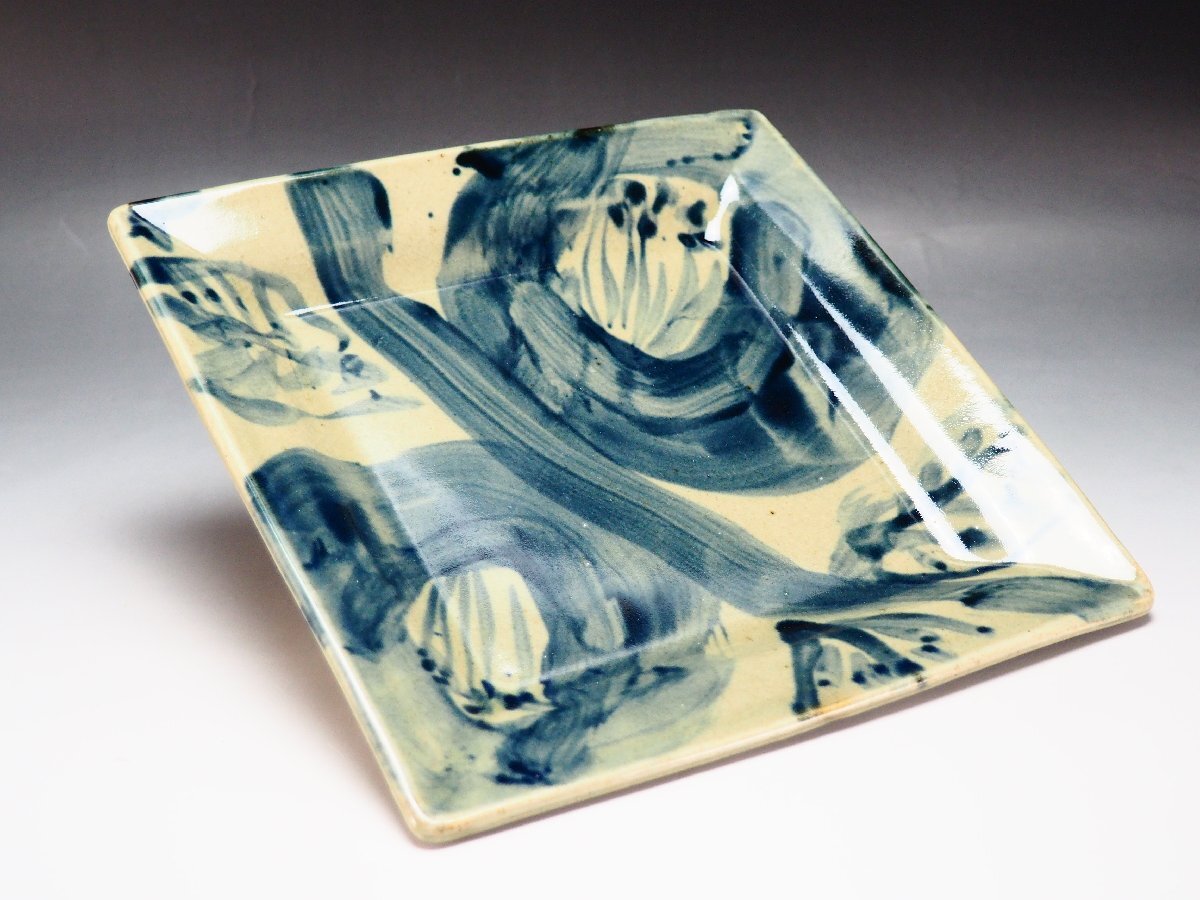 治 民画家 渡辺俊明 画 椿文皿 共箱 幅 24.4cm 飾皿 四方皿 角皿 和