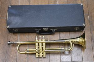 H835-K44-2779 HUTTEL ヒュッテル Cleve land 73883 トランペット